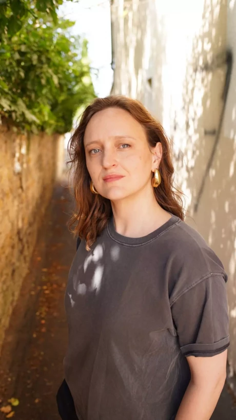 Portrait Hélène Laurain