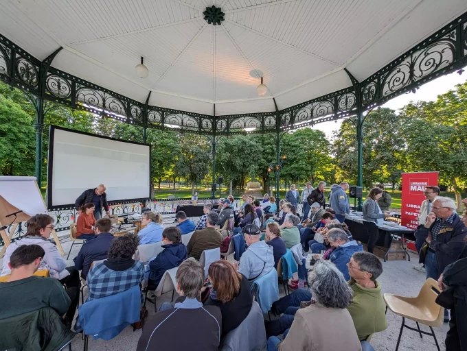22 mai 2024 - Ch&acirc;lons-en-champagne - photo nuit de la pleine lune avec Etienne Davodeau