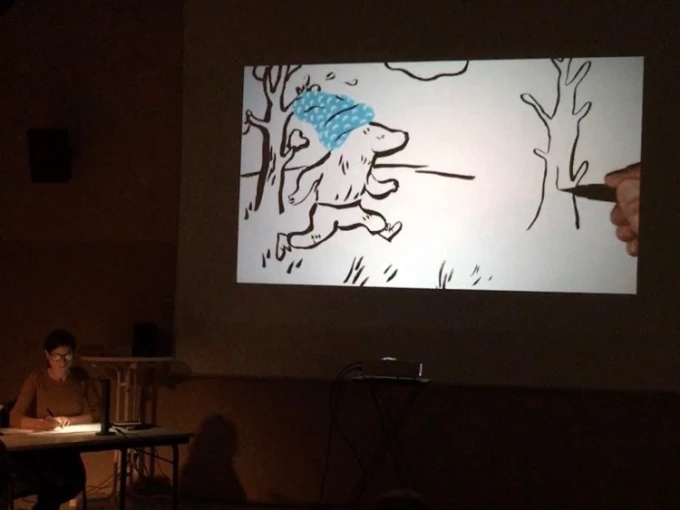 Lecture dessinée de Jean Kévin au musée de la Blies de Sarreguemines par Géraldine Alibeu et Cécile Roumiguière