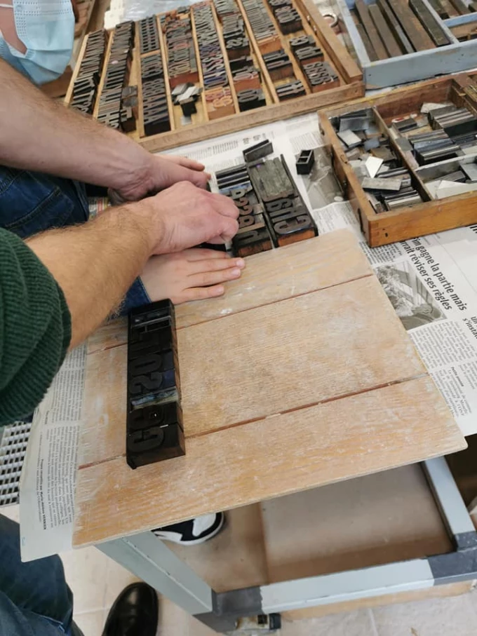Atelier de Typo&eacute;sie anim&eacute; par le po&egrave;te Pascal Leclercq au mus&eacute;e de Sarreguemines