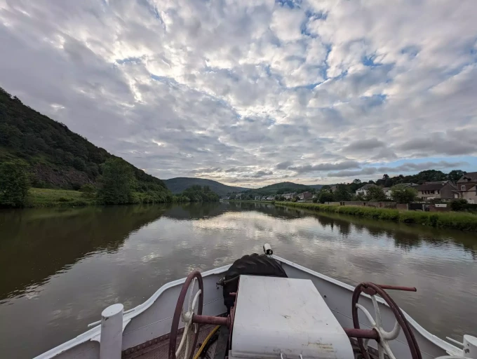 Canal des Ardennes, juin 2024