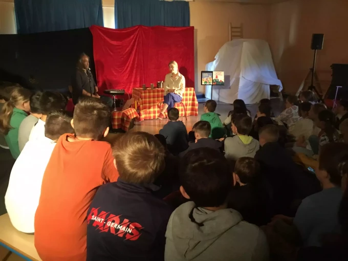 Lecture-musicale avec le musicien Richard Gérard et l&#039;autrice Raphaële Frier, Asfeld