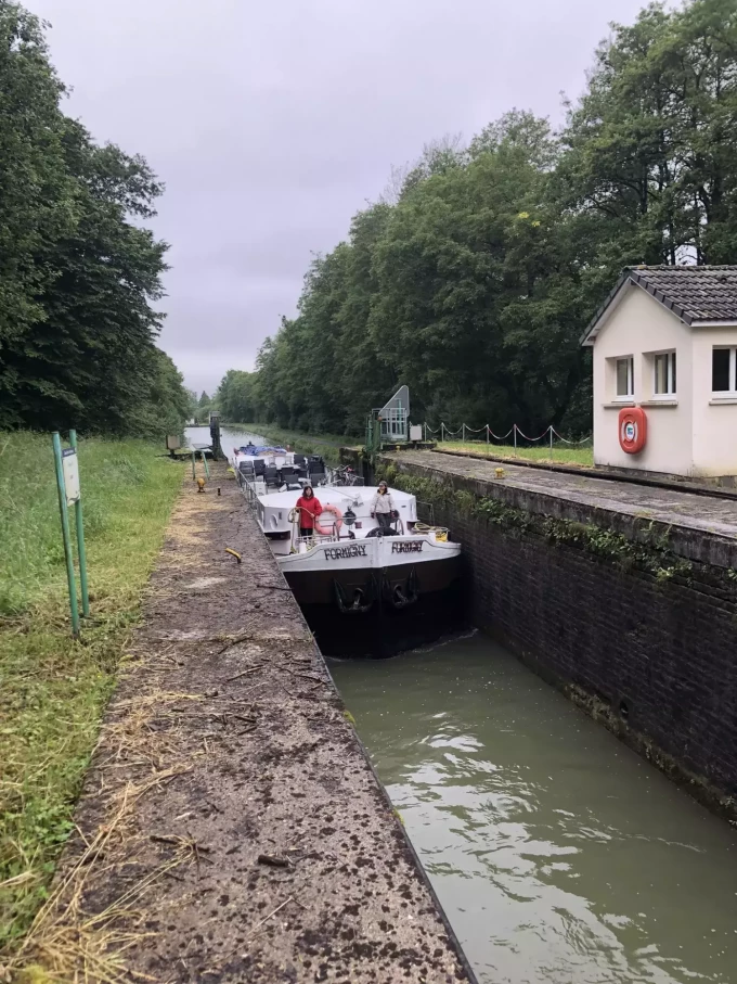 Une écluse sur mesure !