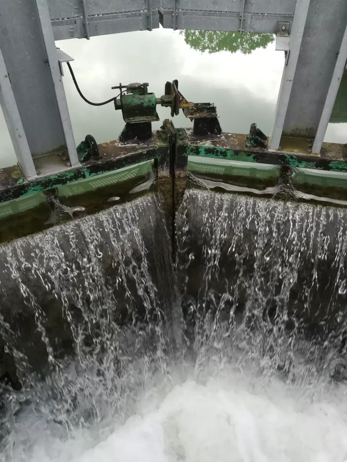 Portes d&#039;écluse