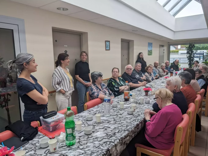 Mariette Navarro à la rencontre des séniors de Givet