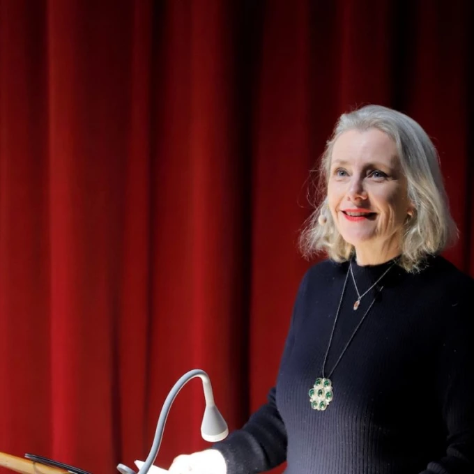 Portrait Cecile Roumiguiere