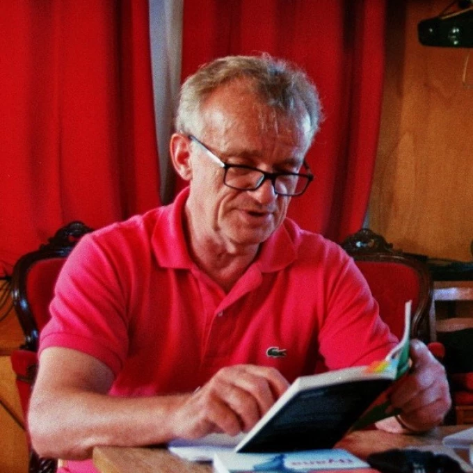 Portrait Dominique Pinon